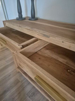 Consola de madera teca