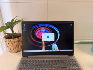 Lenovo IdeaPad 3 15ADA05 Windows 11 8gb 256 SSD