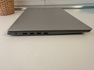Lenovo IdeaPad 3 15ADA05 Windows 11 8gb 256 SSD