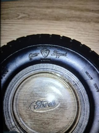 Cenicero Neumático Ford Firestone
