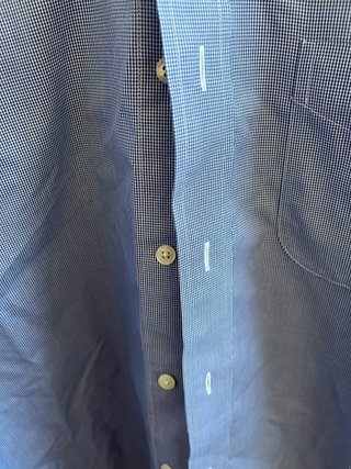 Due camicie come nuove