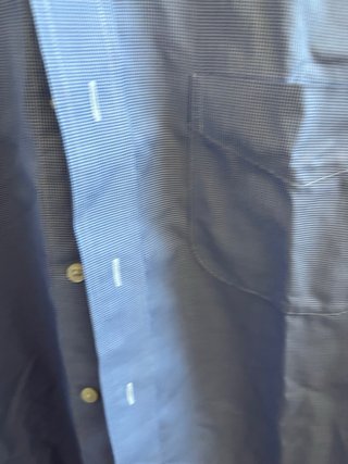 Due camicie come nuove
