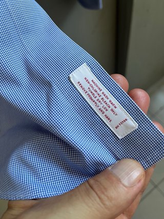 Due camicie come nuove