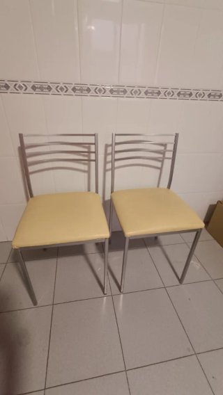 Juego de 2 sillas de cocina metálicas