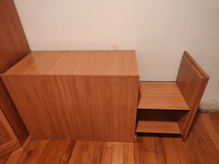 Muebles Habitación: Armario, y Escritorio y Cama