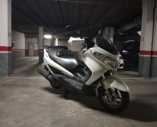 Suzuki Burgman 200 (2009) - Único Dueño