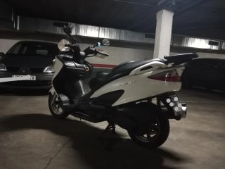 Suzuki Burgman 200 (2009) - Único Dueño