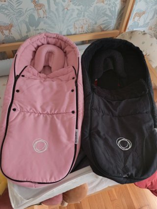Saco nido Bugaboo rosa y negro