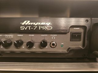 Ampeg SVT-7 PRO Amplificador Bajo