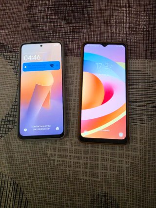 Vendo 2 móviles que estan muy bien