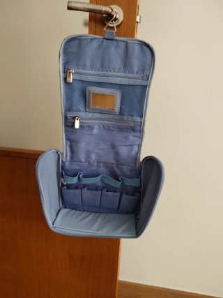 Neceser colgante azul