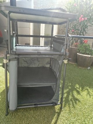 Mueble Cocina Camping Quechua  Sin estrenar.
