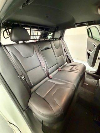 Volvo V60 D6 285CV AWD 2015 Garantia CERO EMISSION