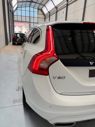 Volvo V60 D6 285CV AWD 2015 Garantia CERO EMISSION