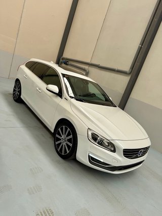 Volvo V60 D6 285CV AWD 2015 Garantia CERO EMISSION