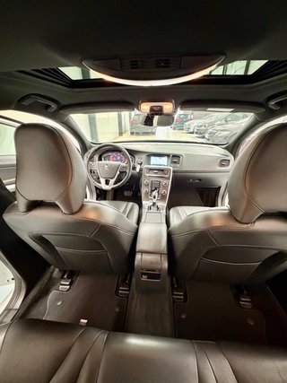 Volvo V60 D6 285CV AWD 2015 Garantia CERO EMISSION