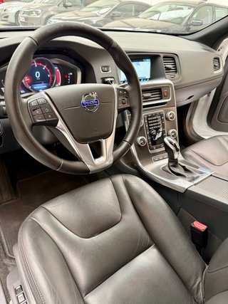 Volvo V60 D6 285CV AWD 2015 Garantia CERO EMISSION