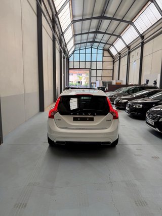 Volvo V60 D6 285CV AWD 2015 Garantia CERO EMISSION