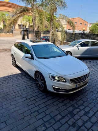 Volvo V60 D6 2016 AWD Hybrido + electro Garantia