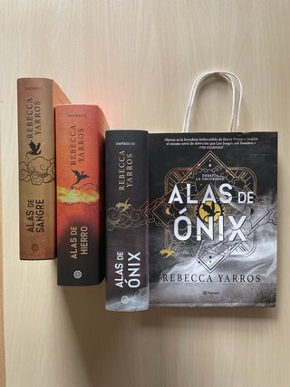 PACK COLECCIONISTA REBECCA YARROS – EMPÍREO+ bolsa