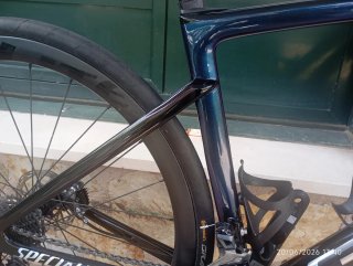 Bicicleta de carretera aero TRIFOX XT18