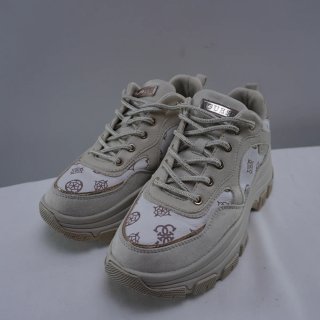 Zapatillas Guess Beige y Dorado
