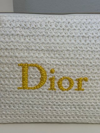 Neceser Dior Blanco y Dorado