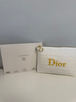 Neceser Dior Blanco y Dorado