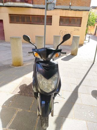 Yamaha Cygnus 125cc Negra Automática