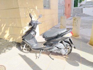 Yamaha Cygnus 125cc Negra Automática