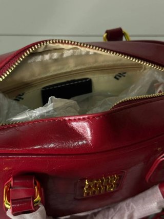 Bolso Rojo Miu
