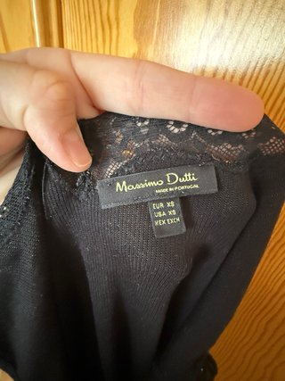 Top negro de canalé Massimo Dutti