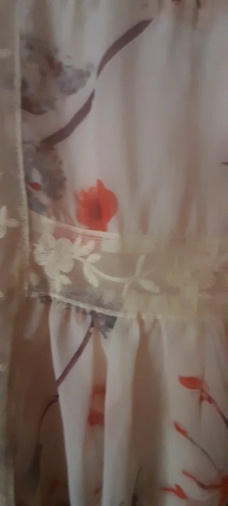 Vestido Meisie floral talla S