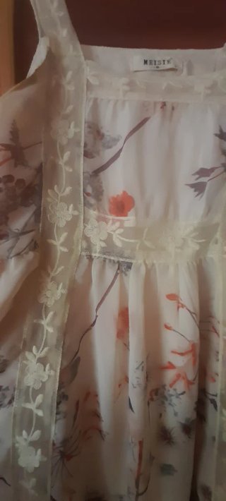 Vestido Meisie floral talla S