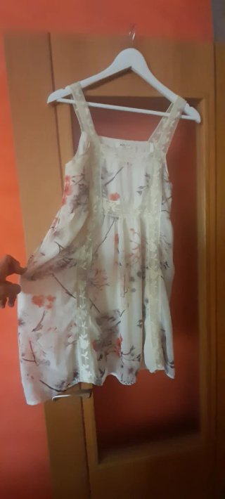 Vestido Meisie floral talla S