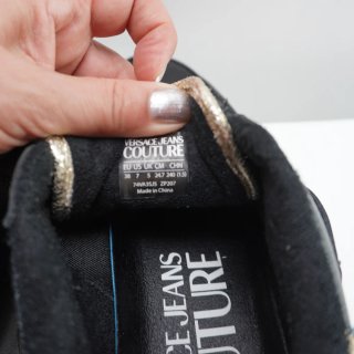 Zapatillas Versace Jeans Couture Negras y Doradas