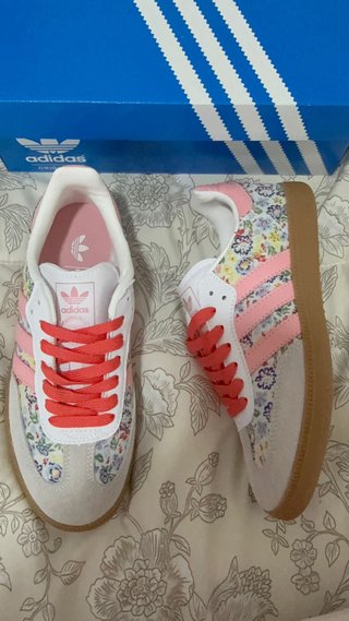Adidas Zapatillas Flores Rosas Blancas