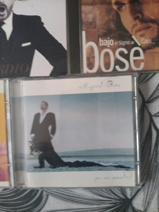 Lote 11 CDs Miguel Bosé (2 de ellos dobles)