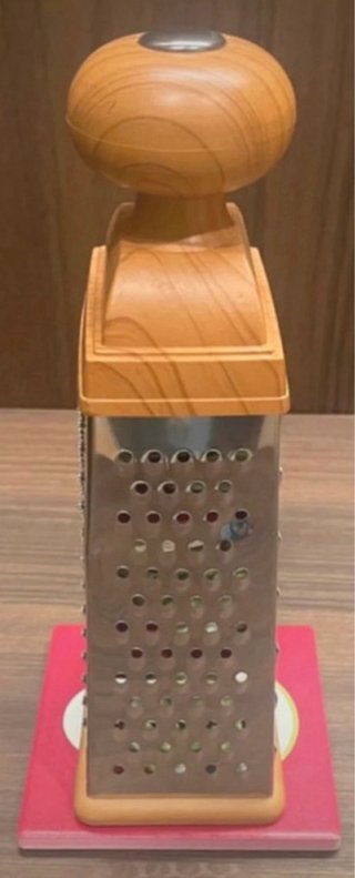 Set grattugia + piattino