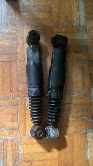 Amortiguadores Traseros de serie Saxo/106