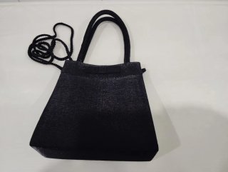 Bolso de ceremonia negro