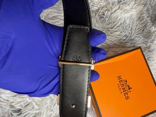 Cinturón HERMÈS 32mm Beige con Caja
