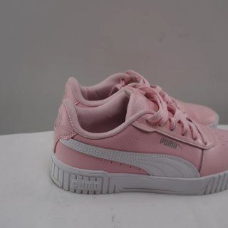 Zapatillas Puma rosas y blancas