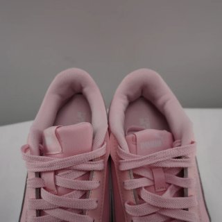 Zapatillas Puma rosas y blancas