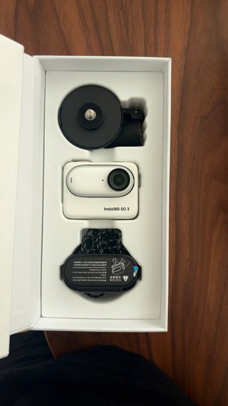 Insta360 GO 3 + Action Pod + Accesorios