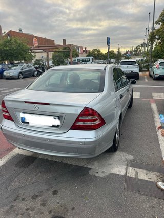 Mercedes-Benz Clase C 2005