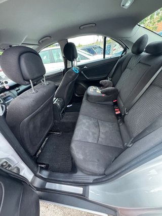 Mercedes-Benz Clase C 2005