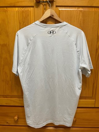 Camiseta deportiva Under Armour gris M