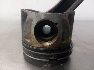 PISTON MERCEDES-BENZ VITO BASIC-KOMBI (639) 65194