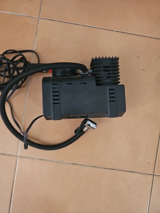 Hinchador Coche Mechero 12V